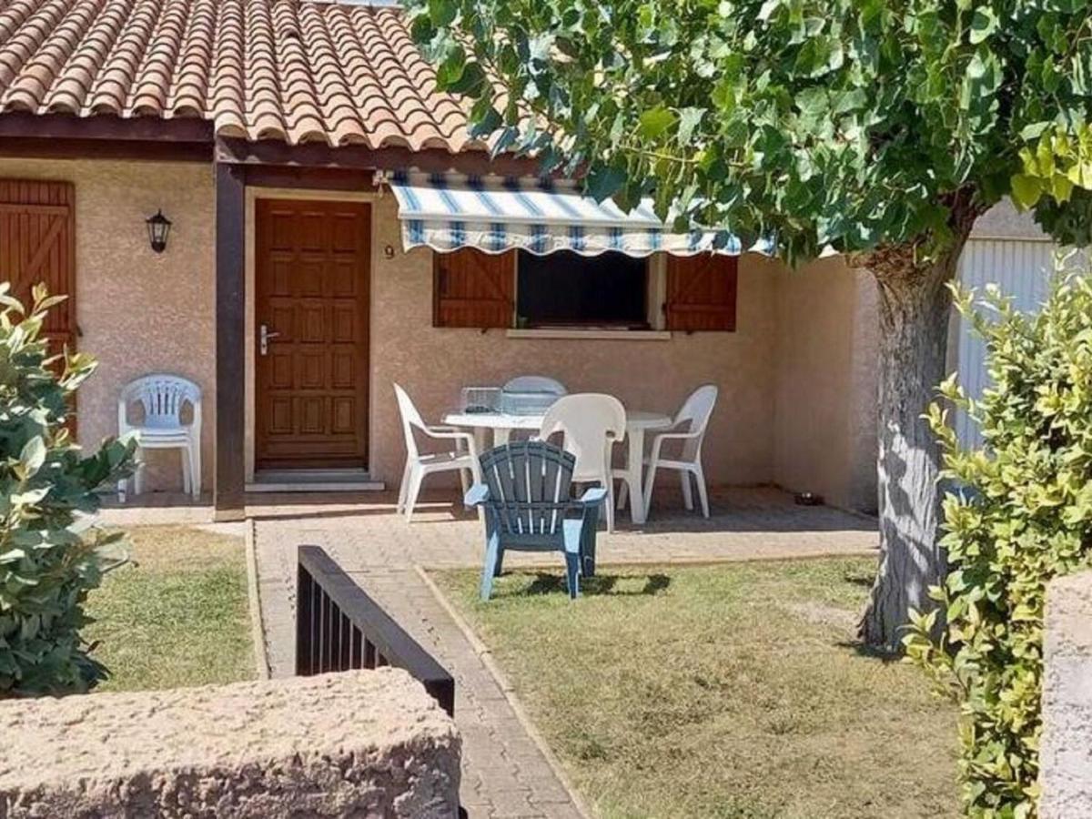 Pretty Villa With Above Ground Pool Saint-Genies-de-Fontedit المظهر الخارجي الصورة
